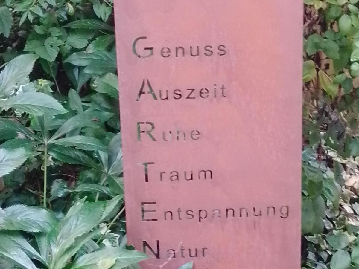 Gaestezimmer Am Hof Zwiefalten Esterno foto