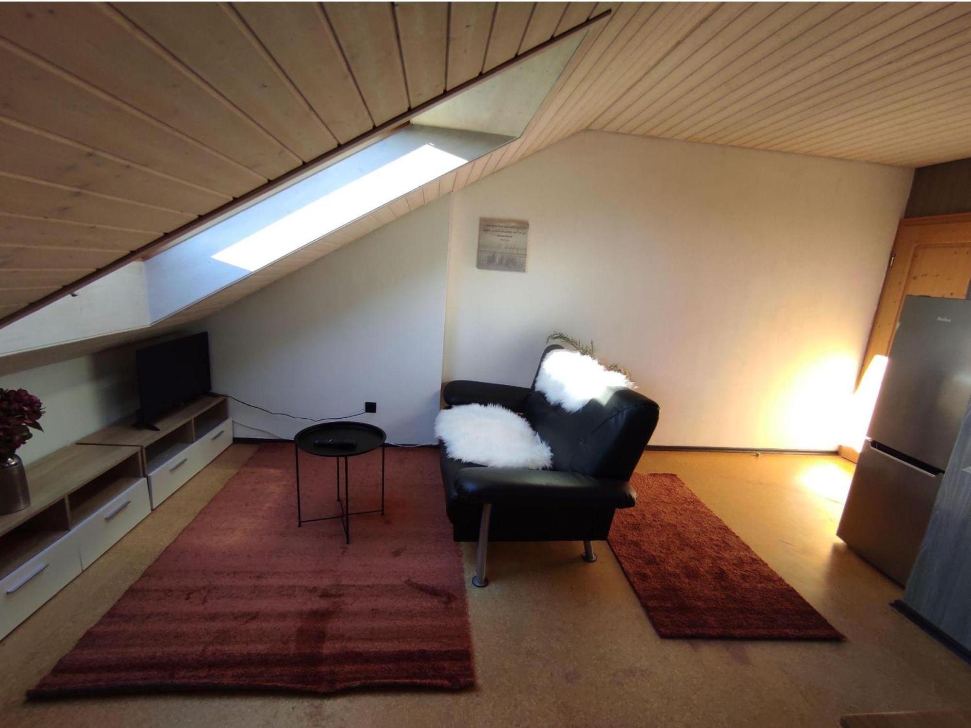 Gaestezimmer Am Hof Zwiefalten Esterno foto